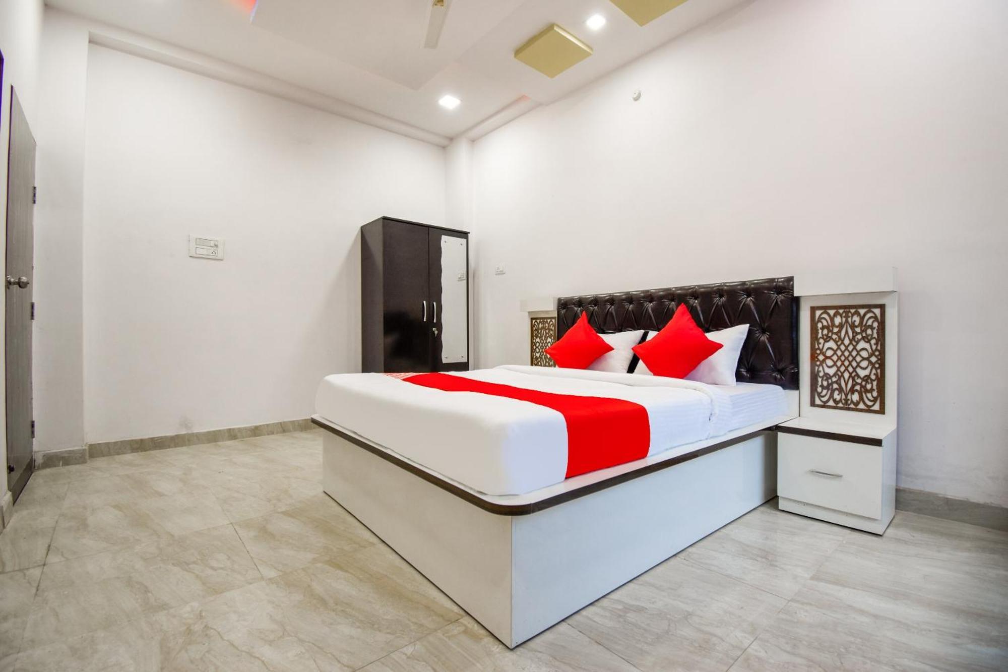 Oyo Flagship Mariyam Service Apartments Nagpur Bagian luar foto